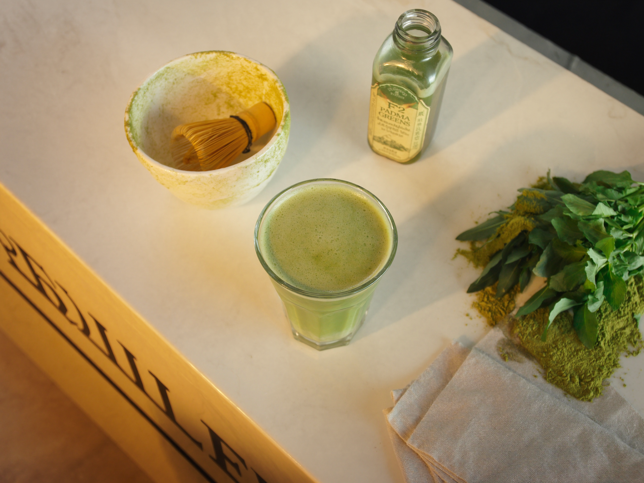 NURÁ Recharge Bar matcha